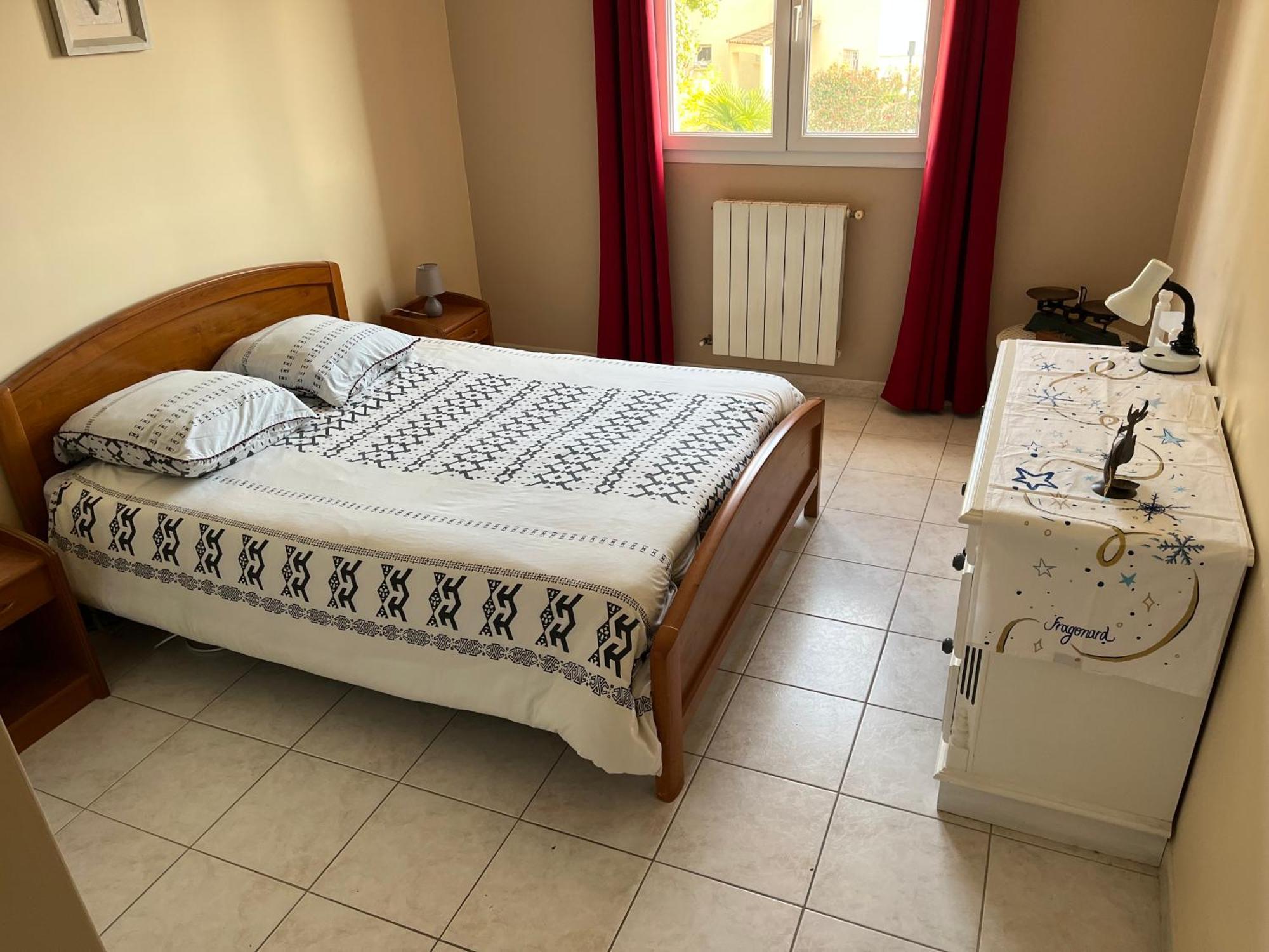 Villa Avec Piscine Gallargues-le-Montueux Eksteriør billede